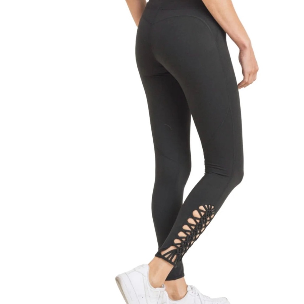NWT Black Leggings